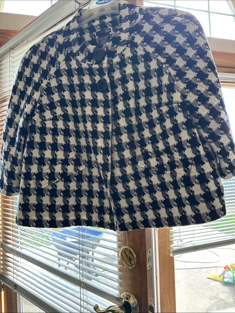 East 5th Black and White Houndstooth Cropped Blazer
